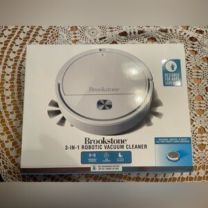 Brookstone Robotic Vacuum Cleaner - White new in box